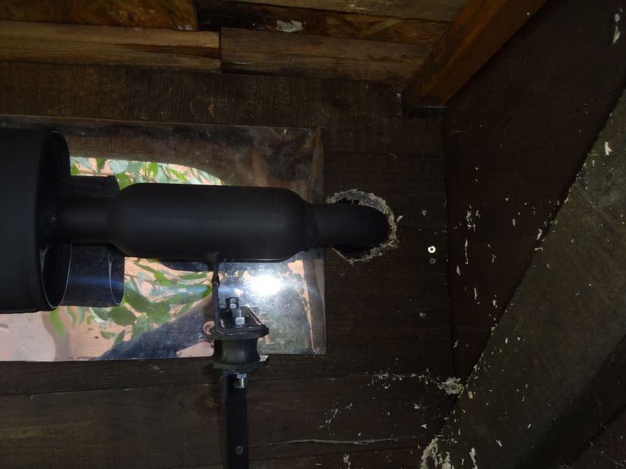 вход в будку с генератором