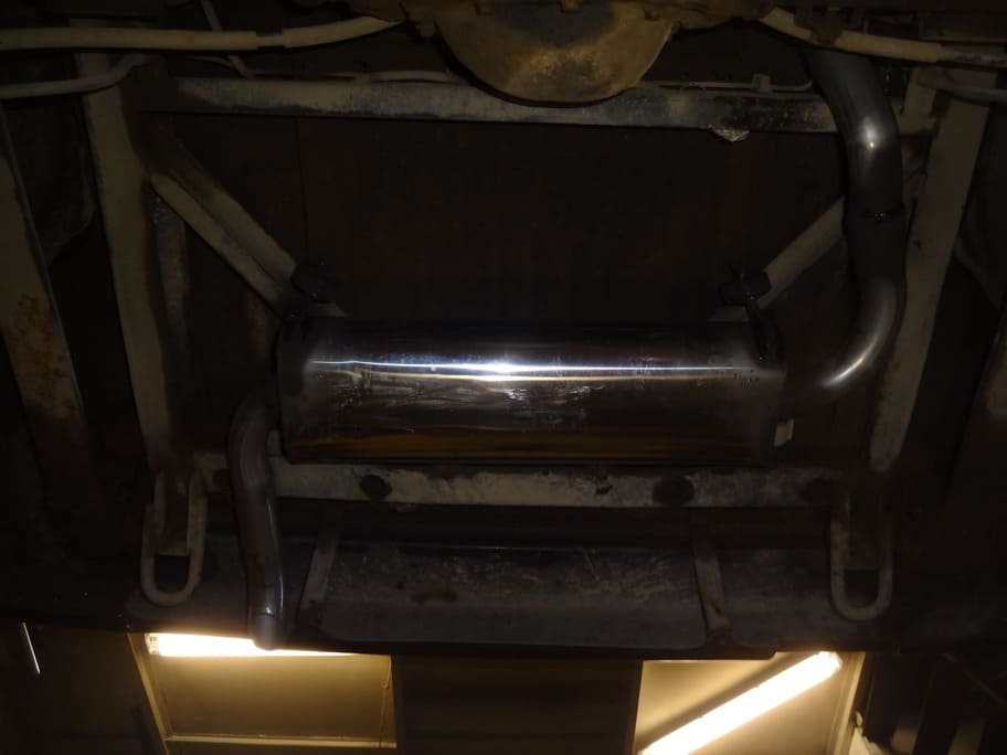 Готовая выхлопная система УАЗ Патриот вид снизу